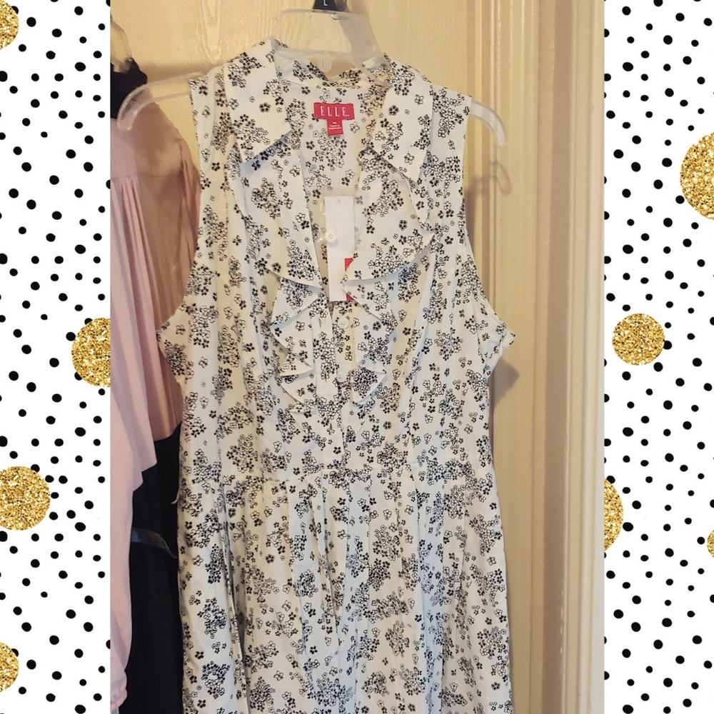 NWT Elle Sleeveless Floral Pocket Sundress